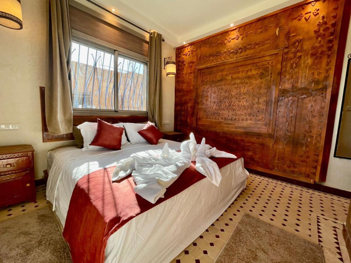 Hotel Apartments Lexpert " Riad The Family" Merzouga Exterior foto